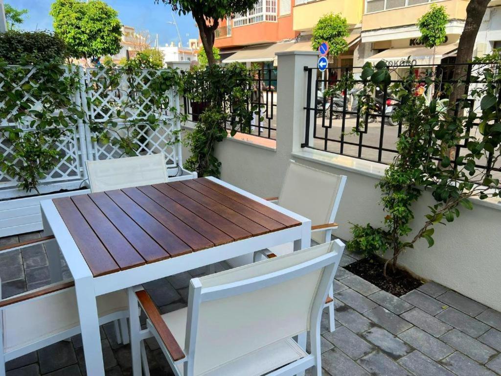 Apartamentos Turisticos La Plaza Чипіона Екстер'єр фото